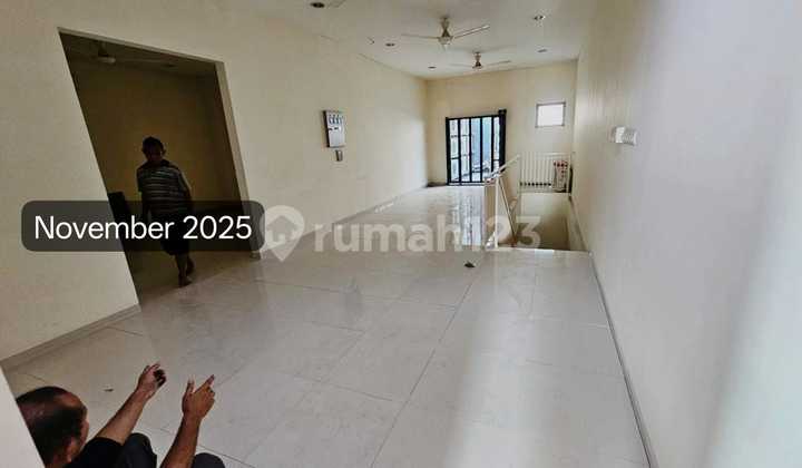 For Rent Ruko Gandeng4 Lift,di Kembangan JakBar LT187/LB750/11.25 For Rent Ruko Gandeng4 Lift,di Kembangan JakBar LT187/LB750/11.25