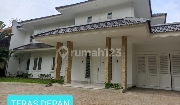 South Kemang House, Land Area 938, 5 Bedrooms, Area 660, 660 Million/Year 05.25 South Kemang House, Land Area 938, 5 Bedrooms, Area 660, 660 Million/Year 05.25