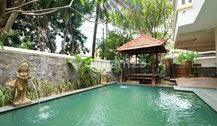 For Rent Modern Baliness Style House LT:410m2 Pondok Indah//11.25 2