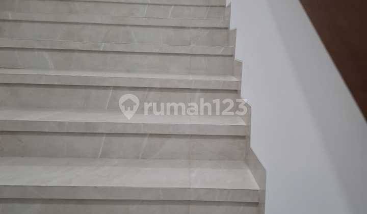 For Rent House in Menteng Central Jakarta 4 Bedrooms // 02.26 2