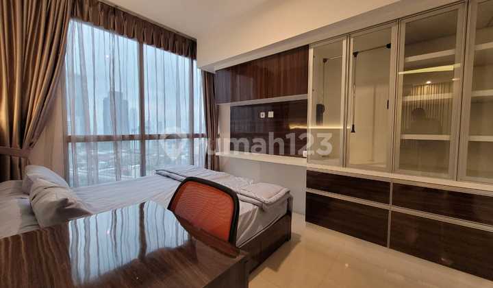 Apartemen The Newton1 Type 1bedroom Size 42sqm Lantai 19 Bagus  3