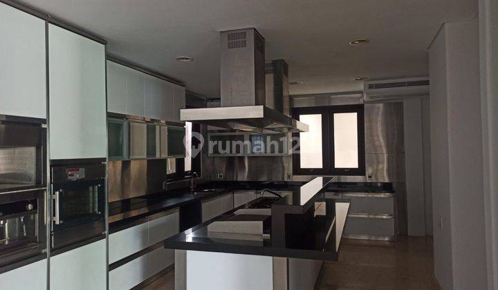 Rumah Mewah 2 Lantai Bagus Unfurnished HS di Simprug, Jakarta Selatan Exclude Tax Minimal 2 Tahun  2