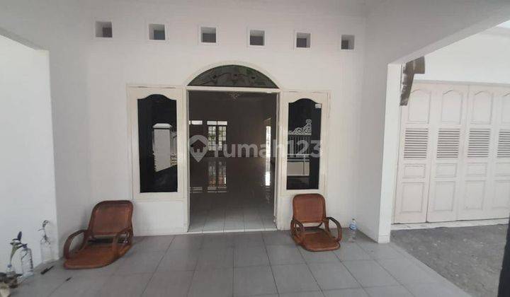 Rumah di Radio Dalam Bagus 10m 4+1br Luas 307sqm 10.23 1