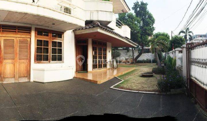 Rumah 2 Lantai di Cilandak 5 Kamar 15m Semi Furnished 1