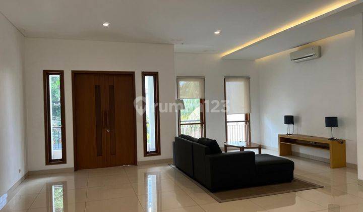 Disewakan Rumah 2 Lantai Semi Furnished di Menteng 1,6M 30.24 2