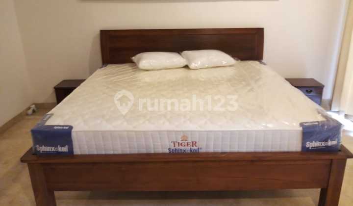 For Rent Rumah Kemang Jakarta selatan LT550 LB420 KT4 KM4//02.25 2