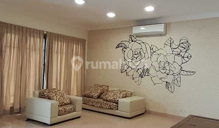 For Rent House in Pondok Indah South Jakarta Land Area 300 m2//09.25 2