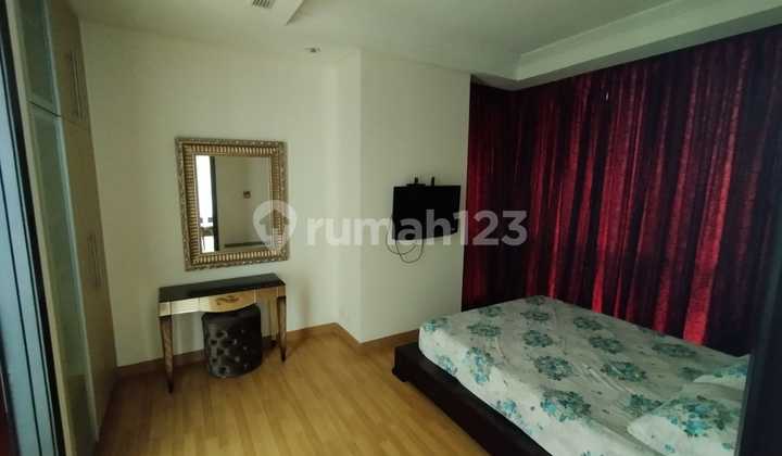 Disewakan Apartment The Peak Sudirman 3 BR Furnished 324 JT/Tahun  2