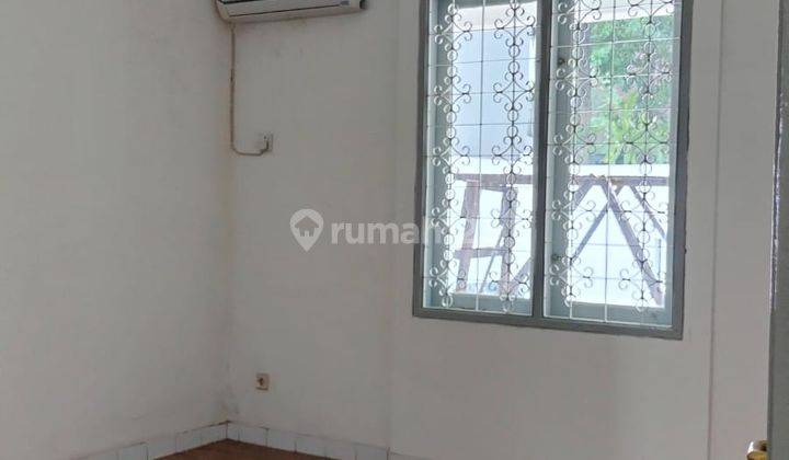 For Rent Rumah Semi Furnished di Senopati 320 Jt 23.25 2