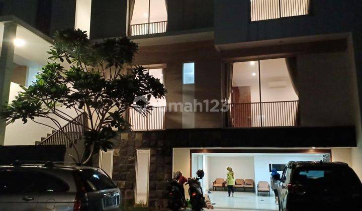 For Rent Rumah Tanjung Barat Lt 276m² Lb 450m² Type 4 Kt 9.24 1