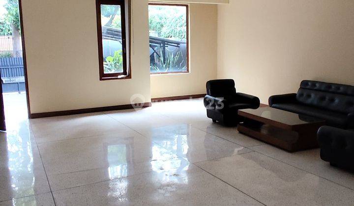 For Rent Rumah Menteng Lt 389m² Lb 397m² 3 Lantai Shm 9.24 1