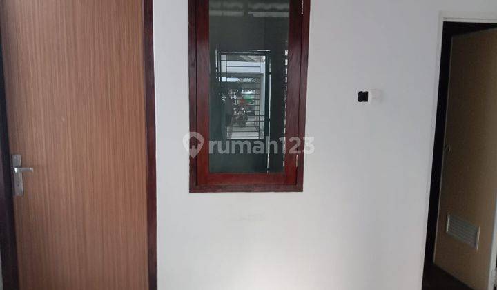 For Rent Rumah Pejompongan Lt 220m² Lb 100m² 2 Kt 3 Km 9.24 2