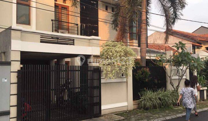 For Rent Rumah Cipete Lt 150m² Lb 240m² 2 Lt 4 Kt 3 Km 11.24 1