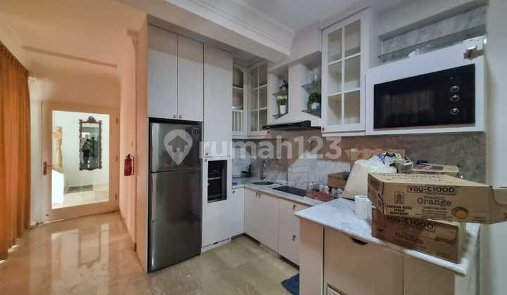 For Rent Strategic House in Mega Kuningan, South Jakarta 09.25