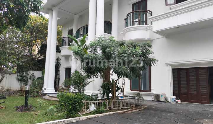 Disewakan Rumah Besar 2 Lt di Pondok Indah Jakarta Selatan/01.26