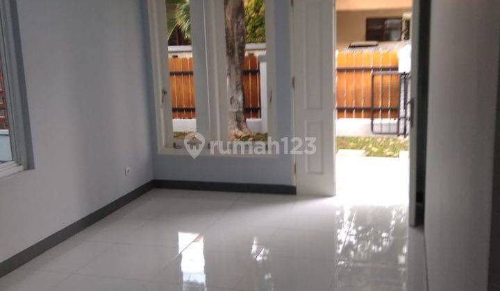 For Rent Rumah Kebayoran Lt 218m² Lb 200m² 3 Kt 2 Km 9.24 2