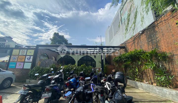 For Sale and For Rent, House Suitable for Business in Kebayoran 09.25.