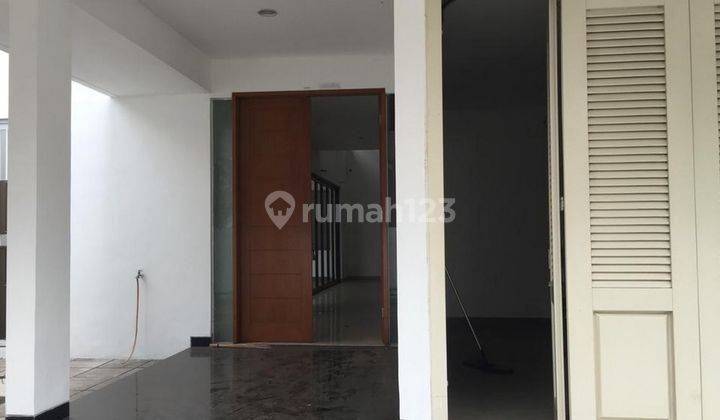 For Rent Rumah Gandaria Lt 250m² Lb 240 3 Kt 4 Km 32 2 Lt 8.24 2