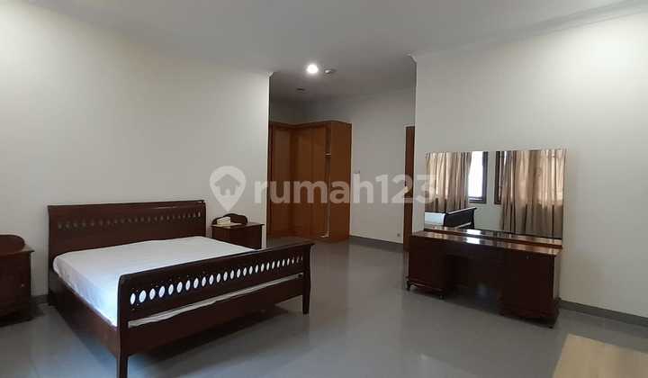 Rumah Bagus Semi Furnished SHM Pondok Indah, Jakarta Selatan 3 KM 09.25 2