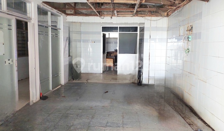 Rumah Di Semarang Tengah Lokasi Dekat Mall 2