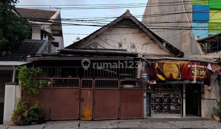 Dijual Rumah di Jalan Dukuh Kupang Surabaya 1