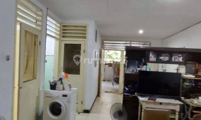 Dijual Rumah SHM di Darmo Baru Barat Surabaya 1