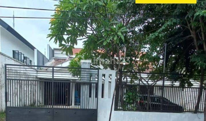 Dijual Rumah 2 Lantai SHM di Darmo Permai Utara Surabaya 1