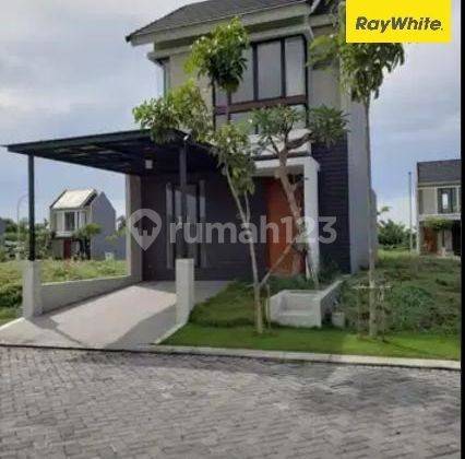 Disewakan Rumah 2 Lantai di Northwest Hill Citraland Surabaya 1