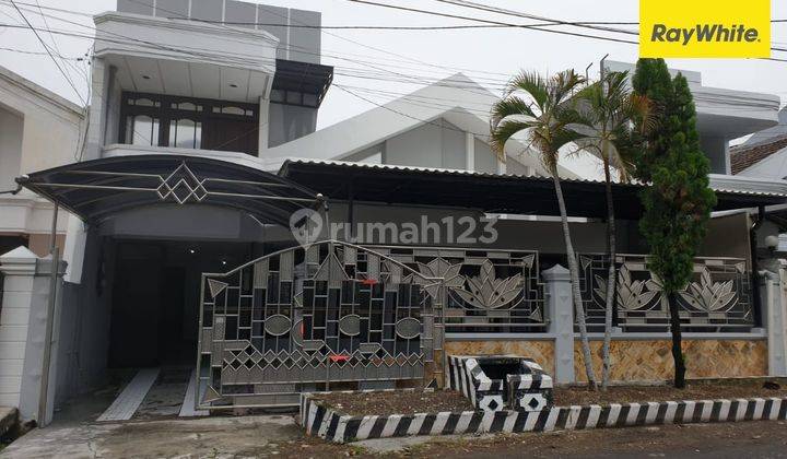 Disewakan Rumah 2 Lantai Siap Huni Kertajaya Indah Timur Surabaya 1