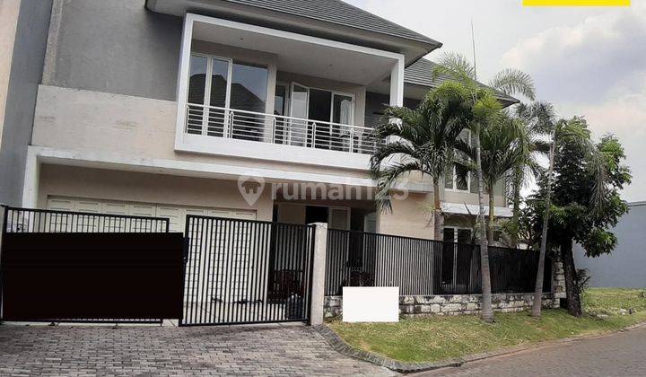 Dijual Rumah Minimalis 2 Lantai di Graha Family Surabaya 1