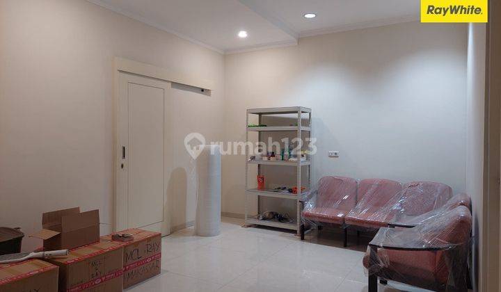 Dijual Rumah 2 Lantai SHM di Villa Valencia Surabaya 1