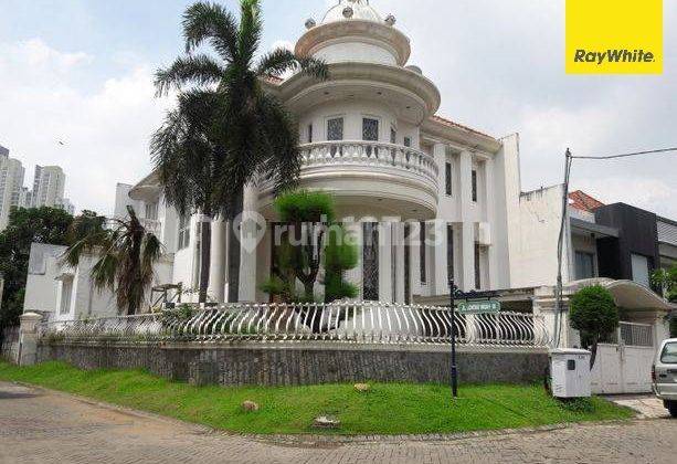 Dijual Rumah 2 Lantai Strategis Komplek Villa Valencia Surabaya 1