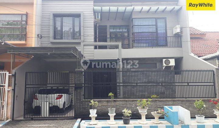 Dijual Rumah 2 Lantai di Manyar Jaya Praja Surabaya 1