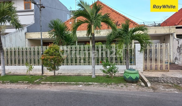 Dijual Rumah Pusat Kota di Jl Blambangan Surabaya Dijual Rumah Pusat Kota di Jl Blambangan Surabaya