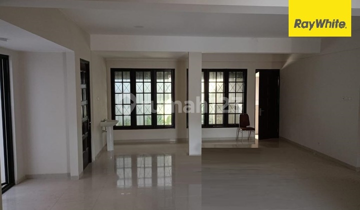 For Rent Strategic House in North Satellite, West Surabaya For Rent Strategic House in North Satellite, West Surabaya