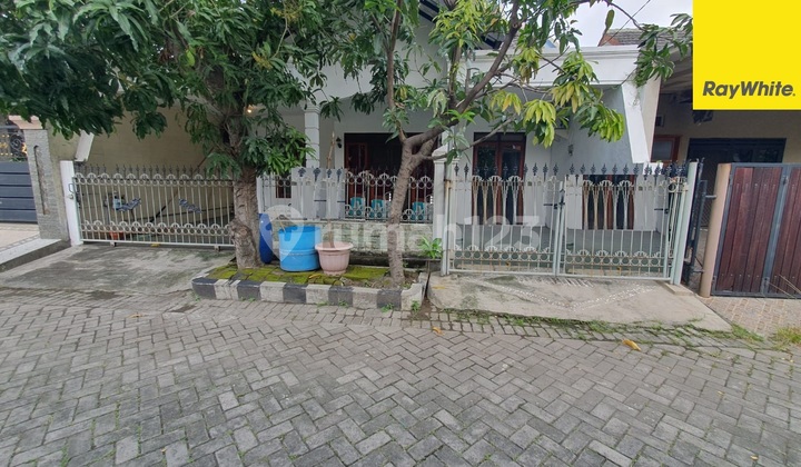 Dijual Rumah 2 lantai di Jl Rungkut Barata Surabaya 1