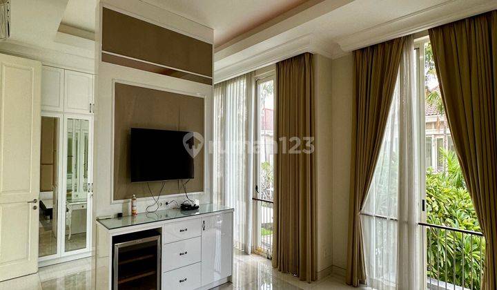 Rumah Pakuwon Indah La Riz Golf Mewah Minimalis Semi Furnished 2