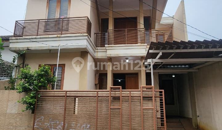 Dijual Rumah 2 Lantai 10 Menit ke MRT Lebak Bulus