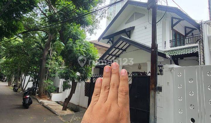 Rumah Disewakan di Kuningan, Jakarta Selatan 1