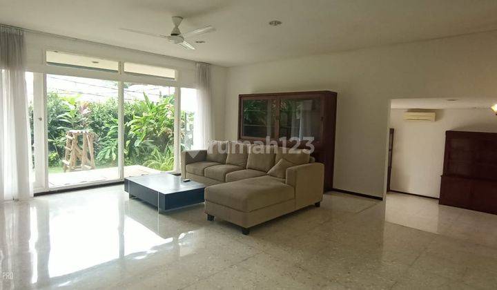  Nice House Kemang Lt750m². Lb600m² Kt4 .km3 Jakarta Selatan  2