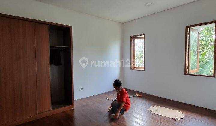 House Of Fatmawati ,lt 1000m2 Lb 600m2 , 5 BR 5 Bt. Good House 2
