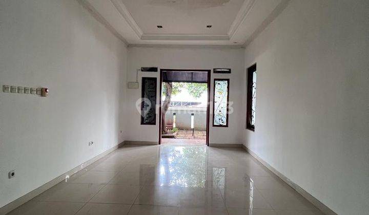 Rumah 2 Lantai Bagus Unfurnished di Radio Dalam, Jakarta Selatan 2