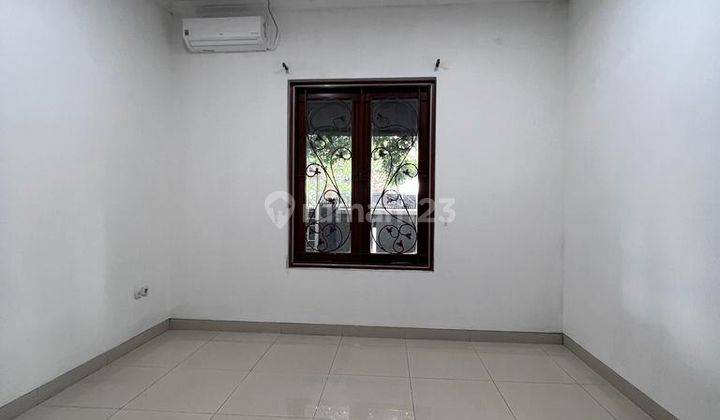 Rumah 2 Lantai Bagus Unfurnished di Radio Dalam, Jakarta Selatan 2