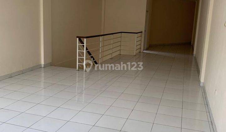 Ruko 2 Lantai Strategis SHM Imb di Lenteng Agung, Jaksel 0823 2