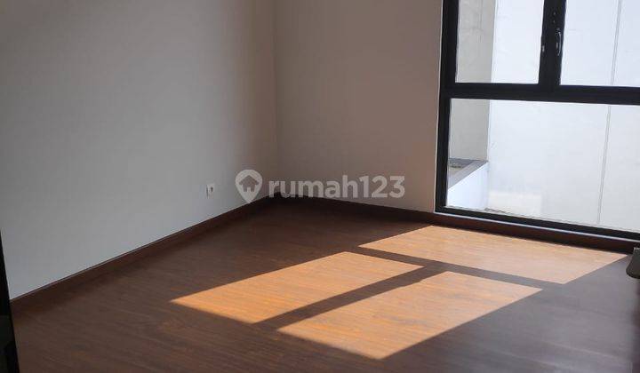 Rumah 2 Lantai Semi Furnished 5kt di Navapark, Bsd 03.24 2