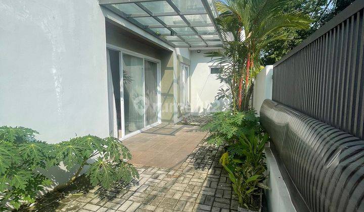 Rent House At Lebak Lestari Type 2 Lt 4 Br 3 Bath Hoek 07.24 2