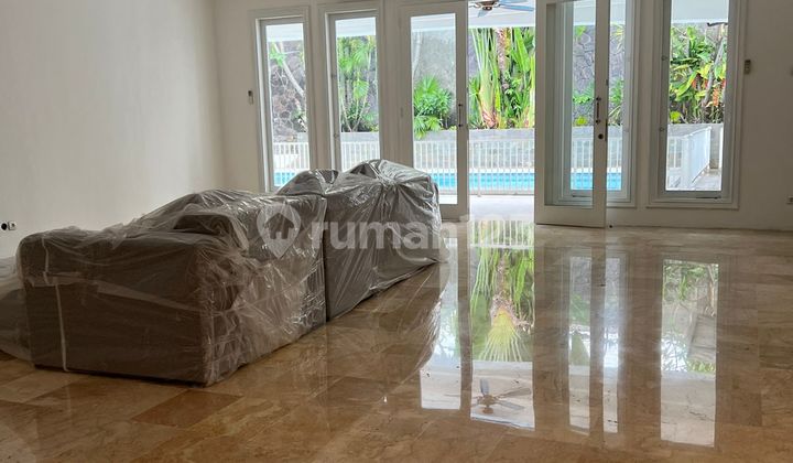 ruang keluarga for rent rumah cipete town