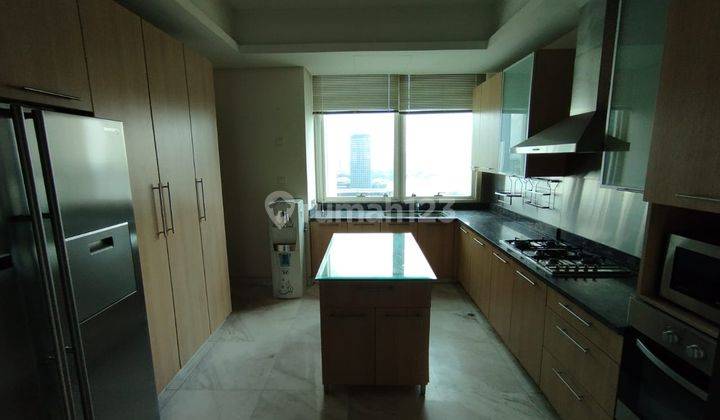 For Rent Apartement The Peak Sudirman Luas 232sqm 3BR 10.24 2
