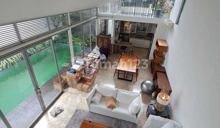 For Rent House in Cipete, 2 floors, SHM certificate, minimum 2 months, land 200m², building 250m², Rp 25 million per month. 2