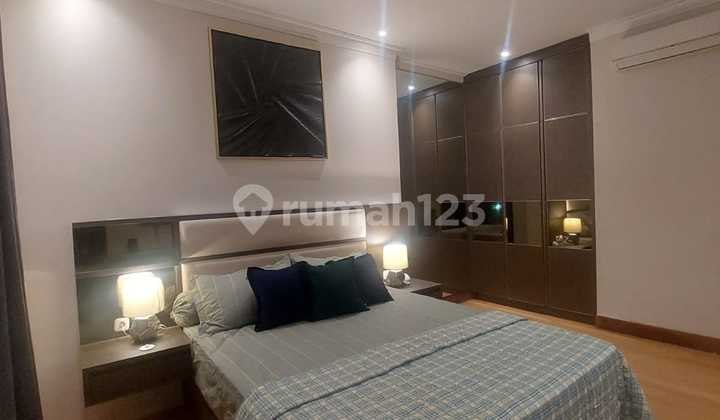 Disewakan Apartement Residence 8 Tower 3 2 Bedroom Lantai 16 IDR 324.000.000/Tahun 11.25